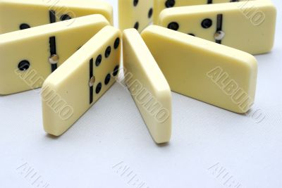 Domino set