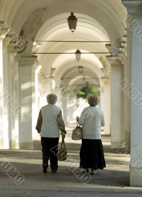 Walking thru the Arches