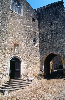 Perouges