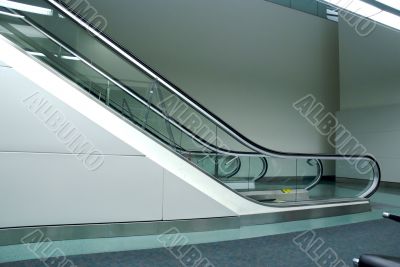escalator