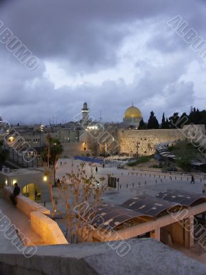 jerusalem old city at evening