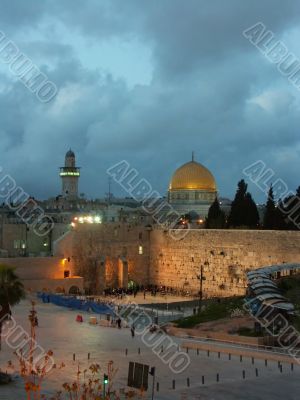 jerusalem old city at evening