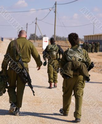 Soldiers before an exercise