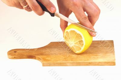 Cutting a lemon
