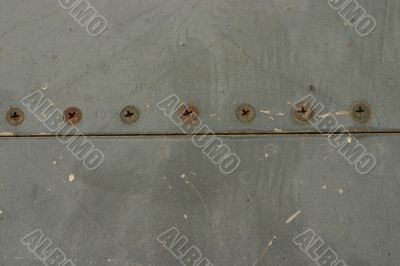 Screws in line