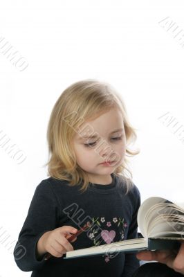 Kids reeding