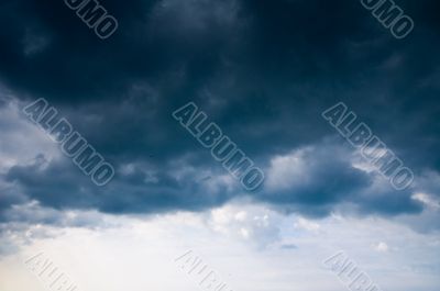 dark storm clouds approaching