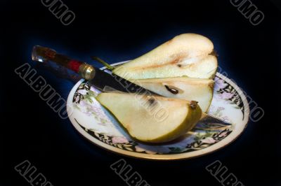 pear, cut