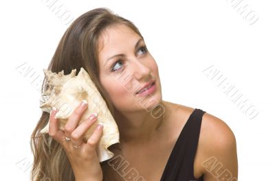  the beautiful girl with a cockleshell
