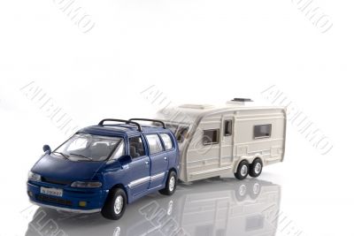 Car with caravan