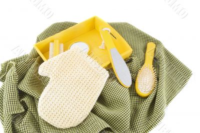 Yellow scrubbing-set