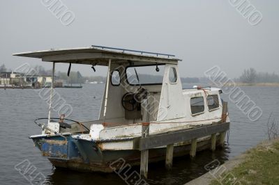 motorboat