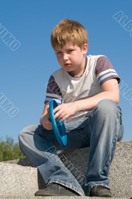 boy with frisbee