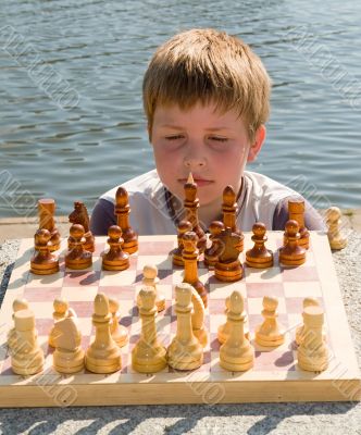 boy chess