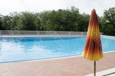 swimmingpool with balustrade