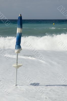 closed parasol