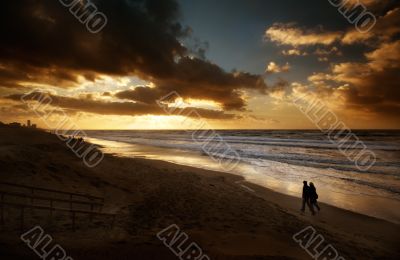 A romantic night at the beach