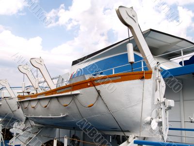 Life boat