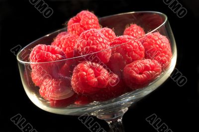 Bowl of fresh raspberries