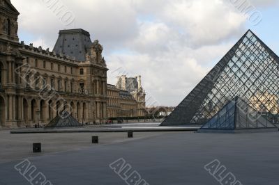 Louvre in paris