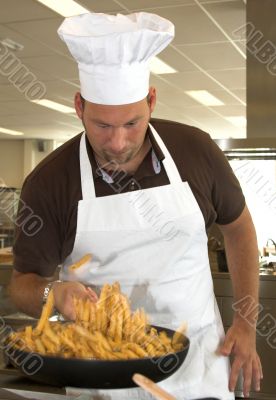 Stirring the macaroni