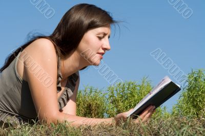 girl reads book