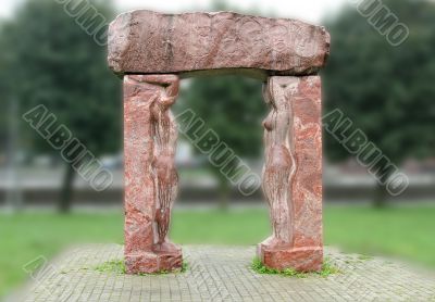 Statue, the abstraction