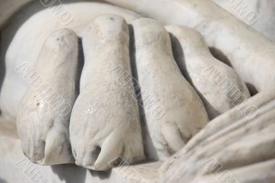 The Lion statue.