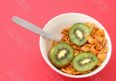 light breakfast - cornflakes with kiwi