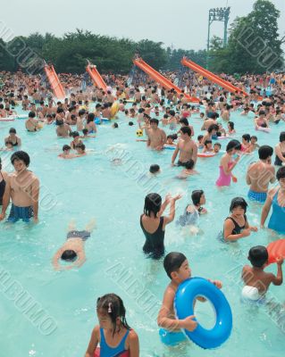 Pool with Crowds