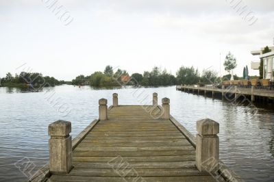 landing-stage for boats