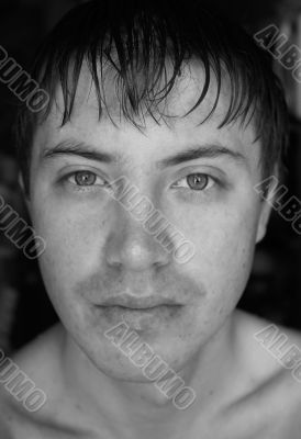 man`s face