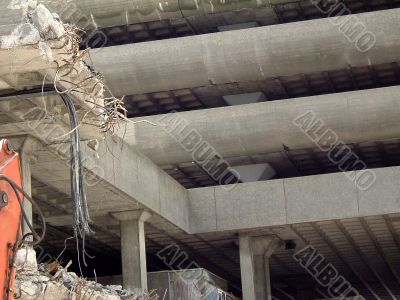 Demolition of modern concrete building