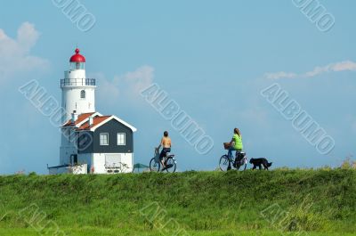 cycling in summer