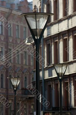 Geometry of lanterns