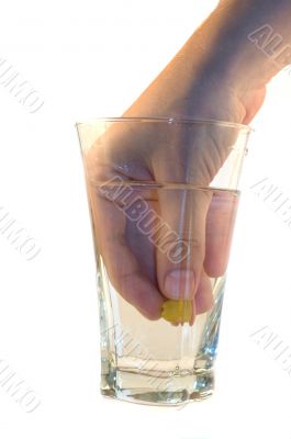 Hand_in_glass_3