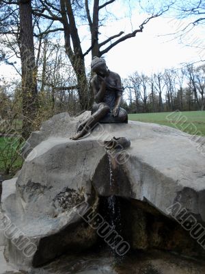 Fountain `Dairymaid, or girl with pitcher`