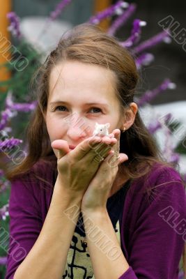 the young woman with a little rat