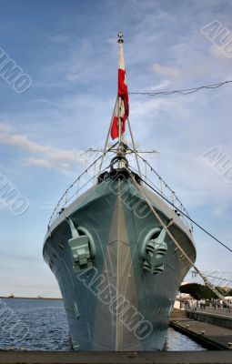 bow of an old battle ship