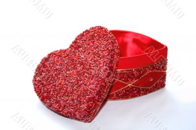 Jewelry beads casket in form of heart