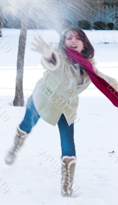 Snowball fight time - I got you