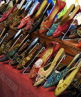 Thai shoe fashion