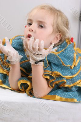 retro girl with gloves