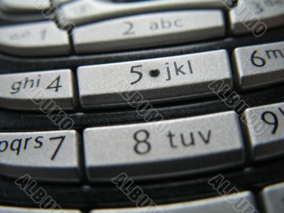 number and letters on the phone keebord