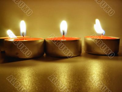 burning tealights