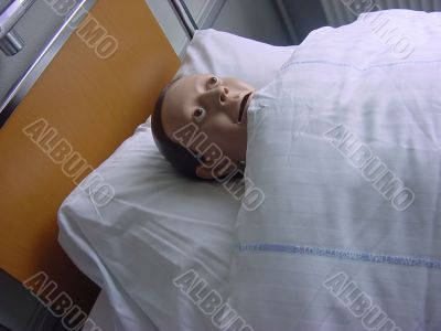 manekin in bed