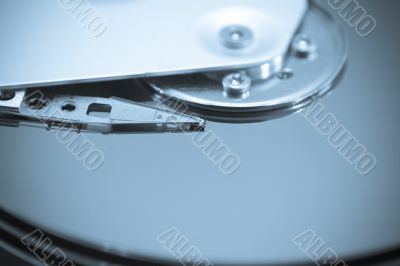 Hard Disk Drive