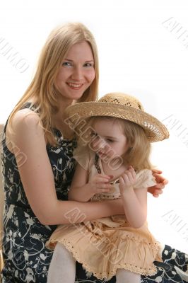 mother daughter and hat