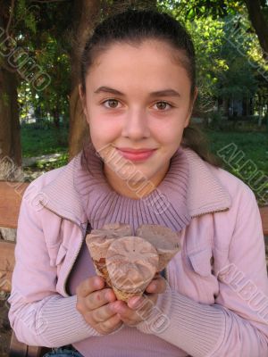 The girl with three ice-creams