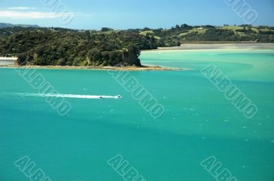 Marine Paradise - green Sea, blue Sky